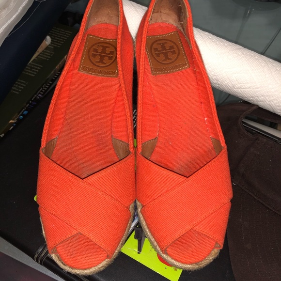 tory burch heels - Picture 1 of 4